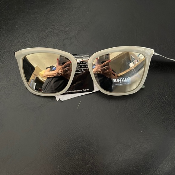 New Buffalo David Bitton Milky Bone Mirror Sunglasses Mint Green & Silver Handle